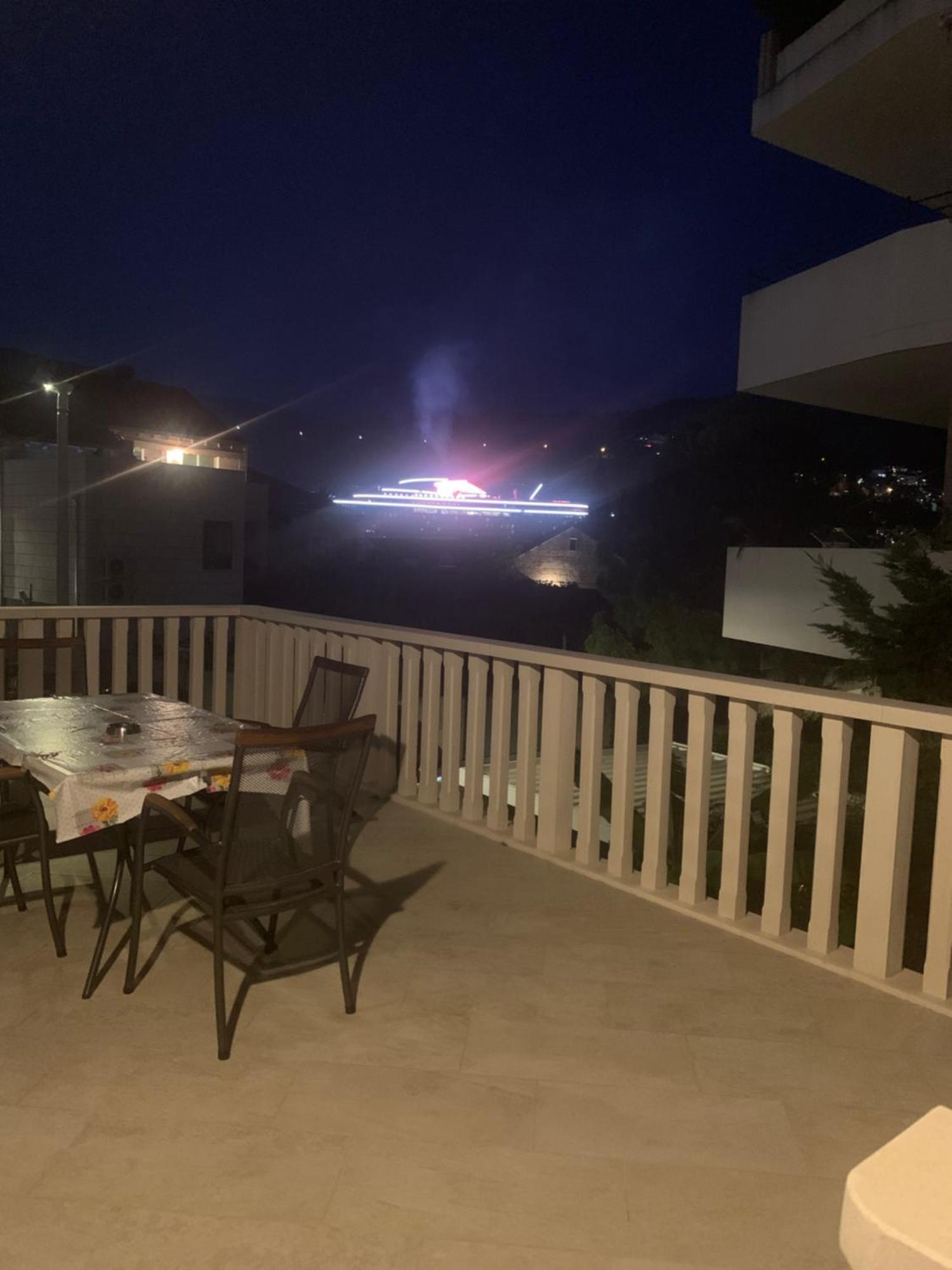 Aida Apartments And Rooms For Couples And Families Free Parking Dubrovnik Exterior photo